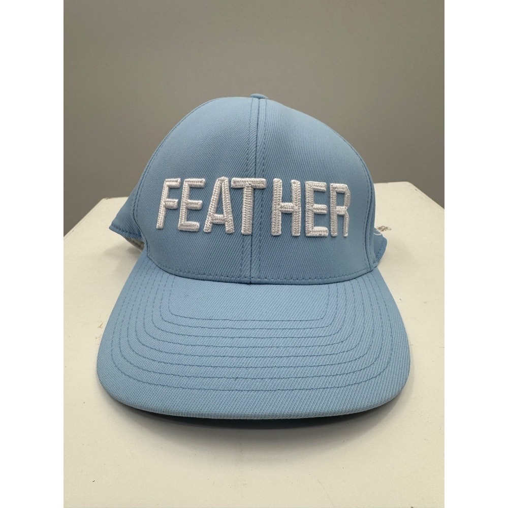 NWT Feather Golf‎ Hat Men's Light Blue Embroidered Snapback Cap - One Size